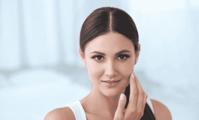 ¡Presentamos el dermaplaning facial ¡Descubre las ventajas y los mitos