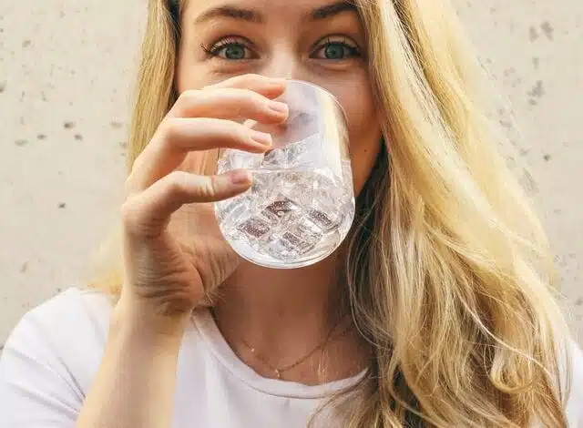 10 increibles beneficios para la piel de beber mas agua