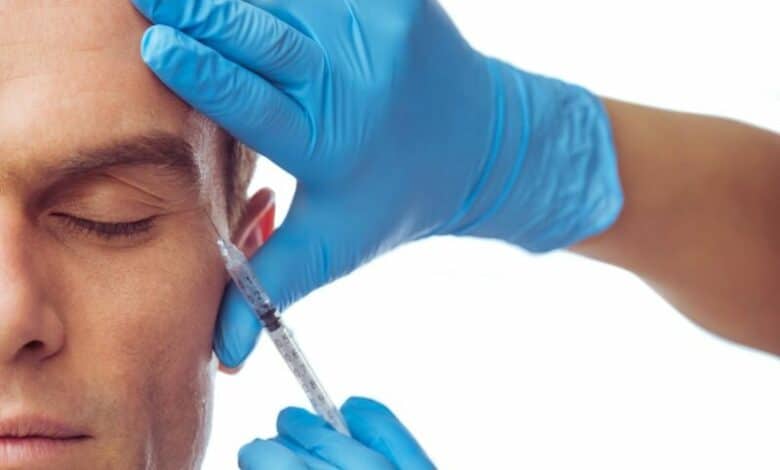 Todos estamos trabajando en cómo la pandemia de COVID-19 puede impulsar a más hombres a someterse a tratamientos cosméticos.