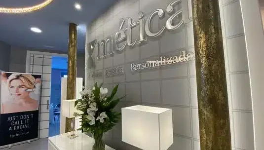 Clínica estética Málaga en Clínica Mética